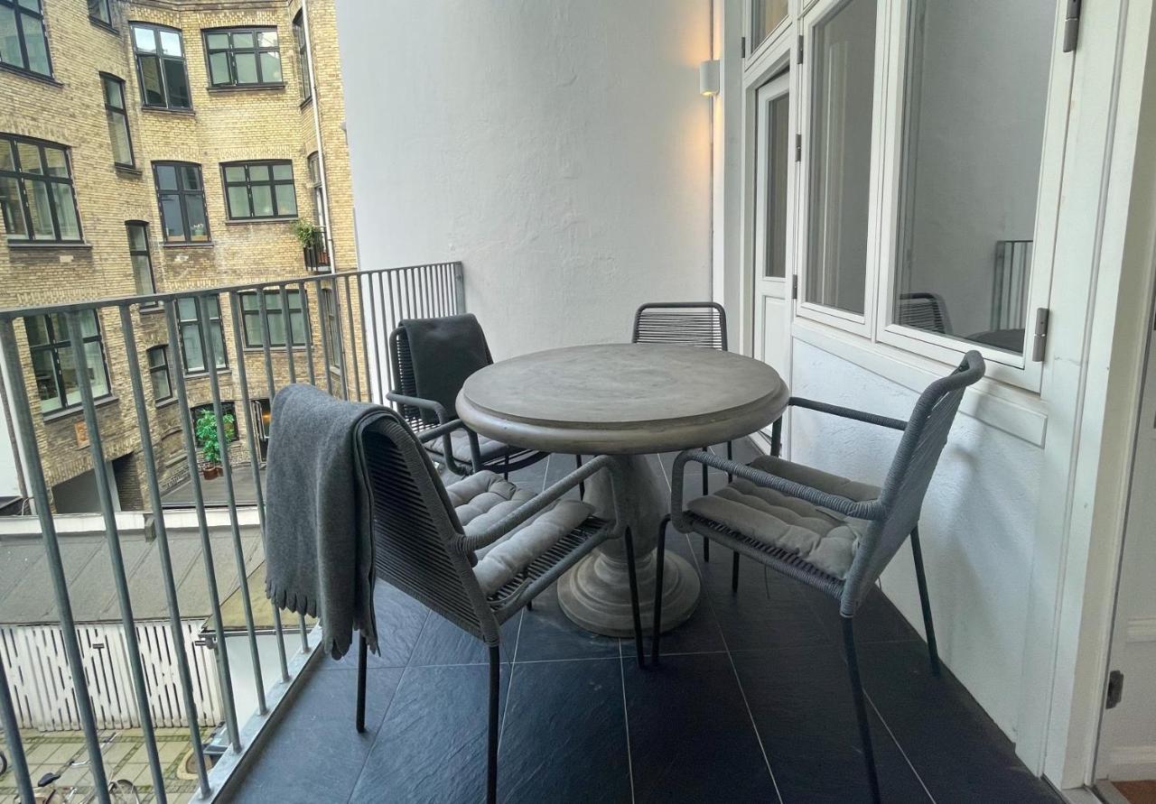 Beautiful 3 Bedroom Flat Next To The Marble Church København Ngoại thất bức ảnh